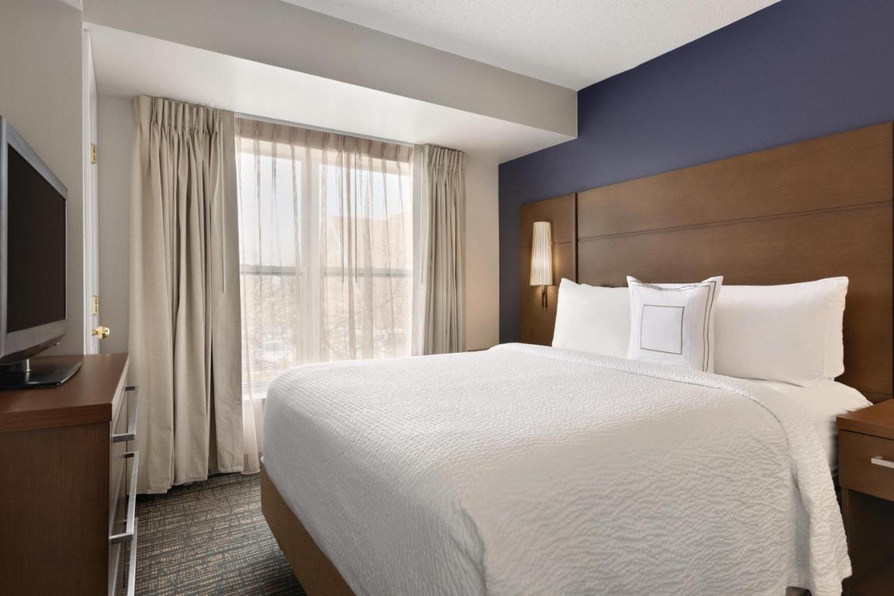 Residence Inn By Marriott Buffalo Galleria Mall Cheektowaga Bagian luar foto