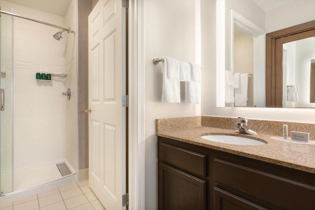 Residence Inn By Marriott Buffalo Galleria Mall Cheektowaga Bagian luar foto