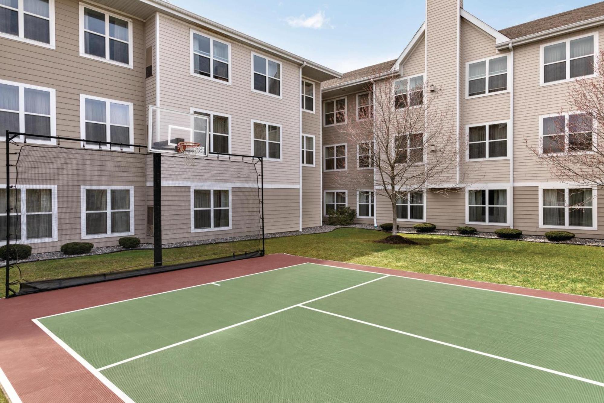 Residence Inn By Marriott Buffalo Galleria Mall Cheektowaga Bagian luar foto