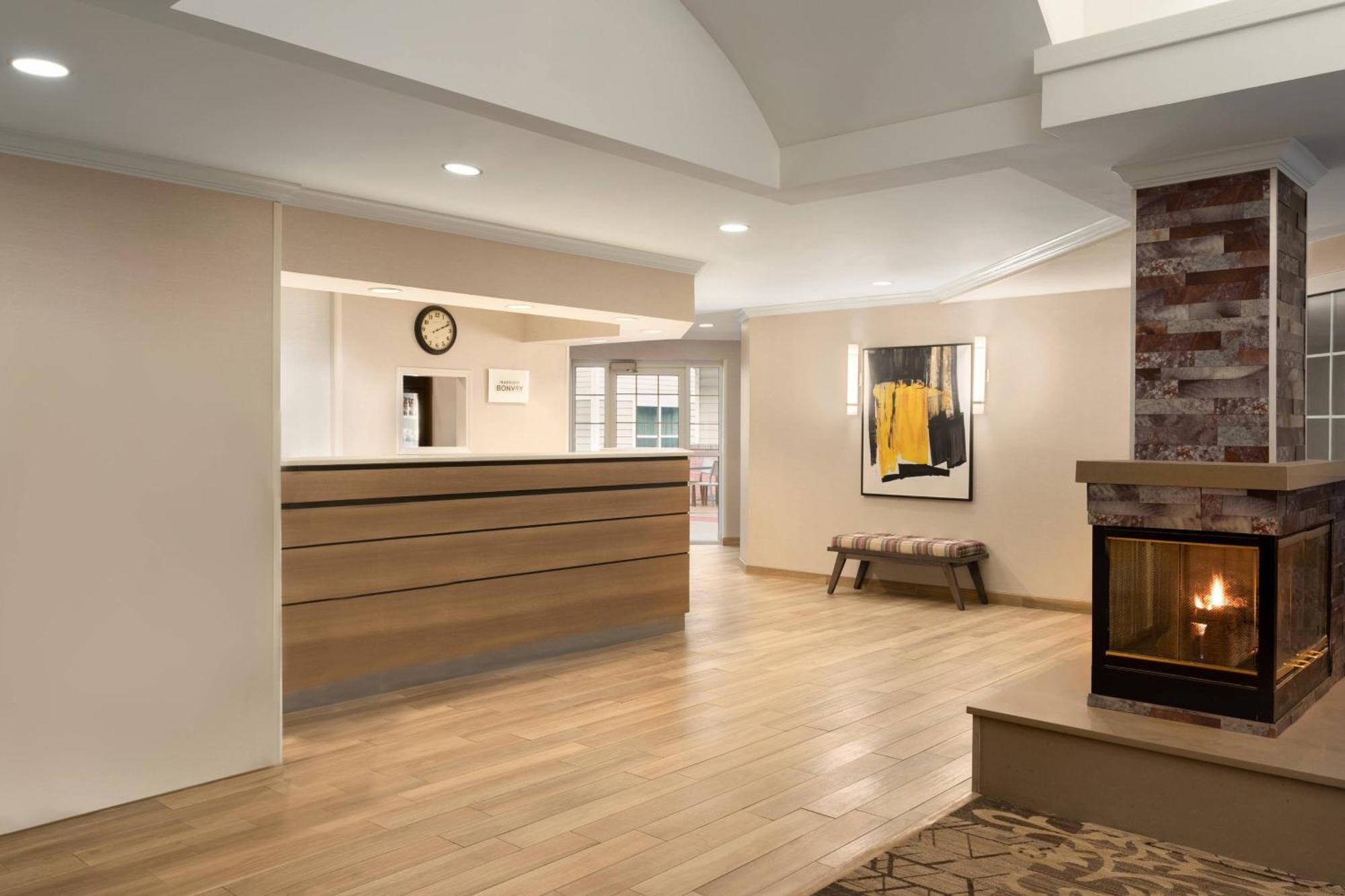 Residence Inn By Marriott Buffalo Galleria Mall Cheektowaga Bagian luar foto